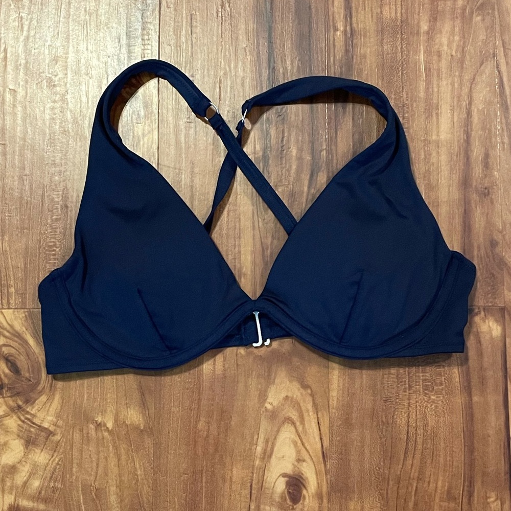 EUC! Athleta Navy Underwire Bikini Top 36 B/C